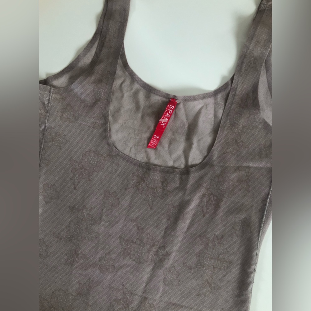 SPANX Gray Patterned Tank Top - Picture 2 of 6